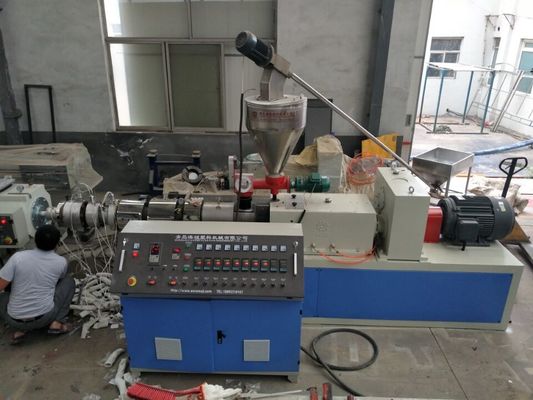 İyi bir fiyat. PVC Elektrik Boru Boru Ekstrüzyon Hattı 16mm Boru İmalat Makinesi çevrimiçi