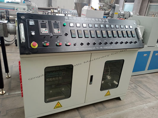 İyi bir fiyat. Çift Vidalı PVC Plastik Boru Ekstrüzyon Hattı Boru Boru Üretim Hattı çevrimiçi