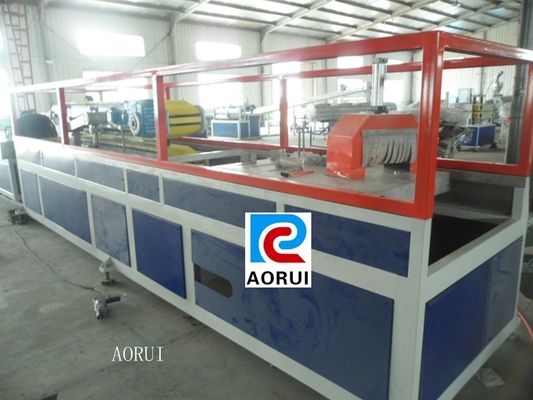 İyi bir fiyat. WPC Salonu Plastik Profil Üretim Hattı, WPC Settee Plastik Profil Ekstrüzyon Hattı çevrimiçi