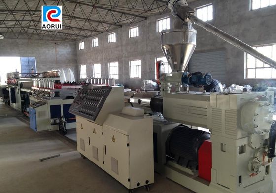 Siemens Motorlu Yüksek Hızlı PVC WPC Plastik Levha Ekstrüzyon Hattı