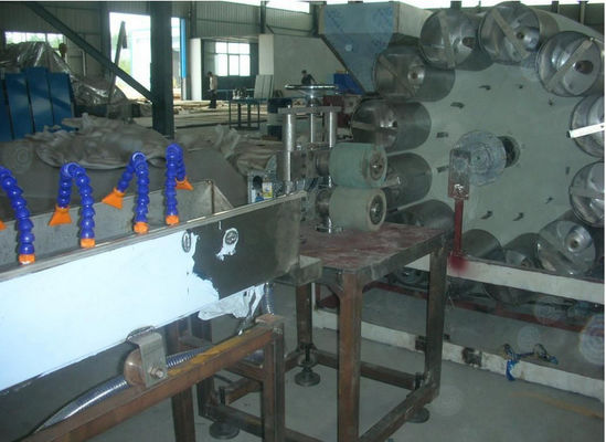 İyi bir fiyat. Çift Vidalı Boru Plastik Ekstrüzyon Hattı Üretim Hattı PVC Elyaf Hortum Yapımı çevrimiçi