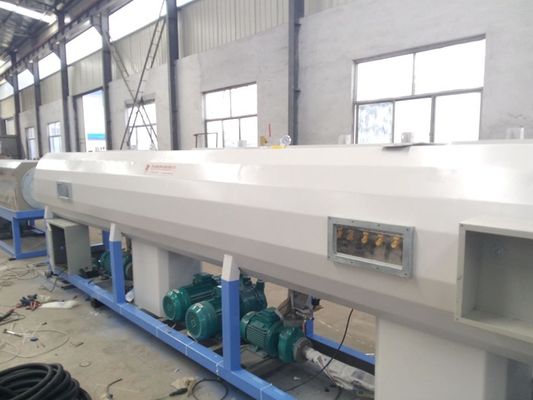 İyi bir fiyat. 1 Ekstruder PE PPR Su Plastik Boru Yapma Makinesi Tam Otomatik CE sertifikaları çevrimiçi