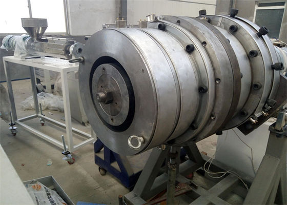 İyi bir fiyat. Sulama için HDPE / LDPE Boru Ekstrüzyon Makinesi, 2-3 Ekstrüzyon Kalıp Boru Ekstruder çevrimiçi