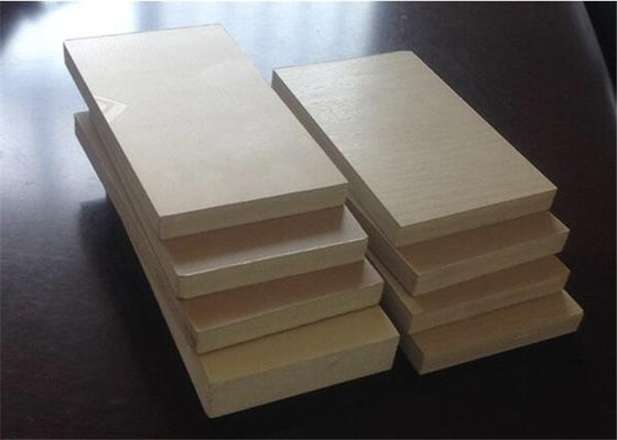 İyi bir fiyat. Çift Vidalı Plastik Tahta Ekstrüzyon Hattı / PVC WPC Köpük Kurulu Makinesi çevrimiçi