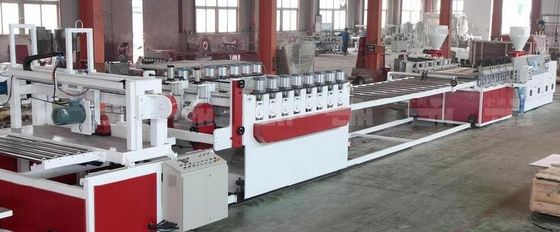 İyi bir fiyat. Kabuk Mobilya Kurulu için İkiz Konik Vida Ahşap Plastik Üretim Hattı çevrimiçi