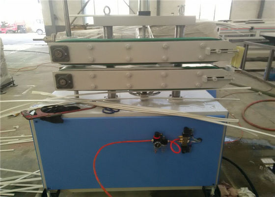 İyi bir fiyat. Pencere / PVC Pencere ve Kapı Profil Yapma Makinesi için Plastik PVC Profil Ekstrüzyon Makinesi çevrimiçi