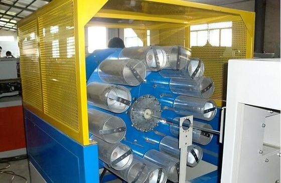 İyi bir fiyat. Taşıma Gazı İçin Fiber Takviyeli Yumuşak PVC Plastik Boru Ekstrüzyon Hattı Ekstruder Makinesi çevrimiçi