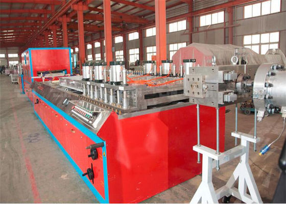 İyi bir fiyat. PP PE Hollow Profil Üretim Hattı WPC PVC Ahşap Plastik Profil Ekstrüzyon Makine çevrimiçi