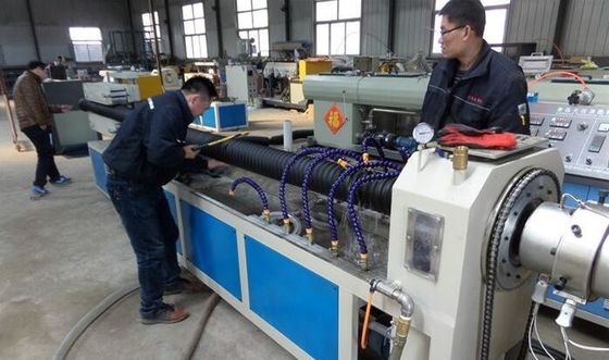 İyi bir fiyat. PE PP Tel Kablo Sprial Sarma Bant Borusu İçin Tek Vidalı Plastik Ekstrüzyon Makinesi çevrimiçi