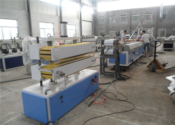 İyi bir fiyat. PP PE Ahşap Plastik Profil PVC WPC Profil Üretim Hattı, Ahşap Plastik Profil Yapma Makineleri çevrimiçi