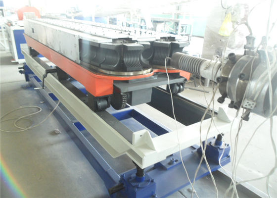 İyi bir fiyat. Hafif Plastik Boru Ekstrüzyon Hattı / Oluklu Boru Ekstruder çevrimiçi