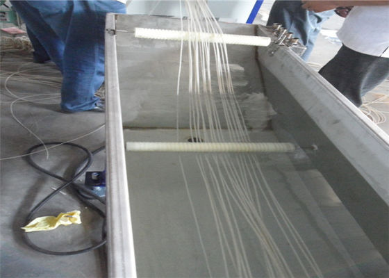 İyi bir fiyat. Tek Vidalı PVC PE PET Plastik Geri Dönüşüm Kırma Makinesi Tam Otomatik Sınıf çevrimiçi