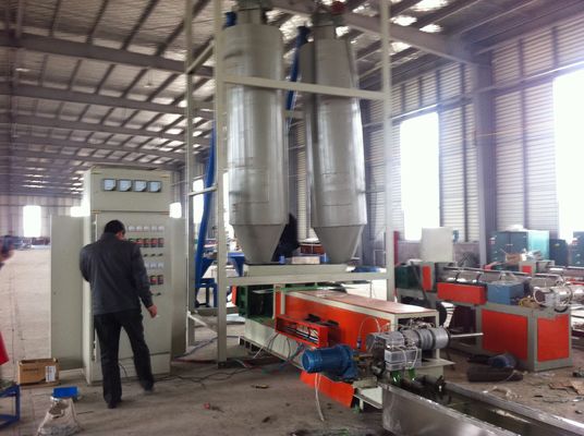 İyi bir fiyat. Çift vidalı PET Çemberleme Bandı Yapma Makinesi / Üretim Hattı çevrimiçi