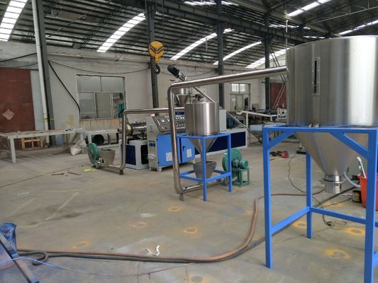 İyi bir fiyat. Çift Kademeli ， Plastik Granül Ekstrüzyon Makinesi ile Geri Dönüşümlü Pul Granül Plastik Üretim Hattı çevrimiçi