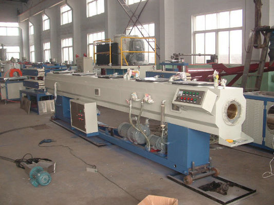 İyi bir fiyat. PVC Drenaj Borusu Çift Vidalı Ekstruder, CPVC / UPVC Elektrikli Boru Üretim Hattı çevrimiçi