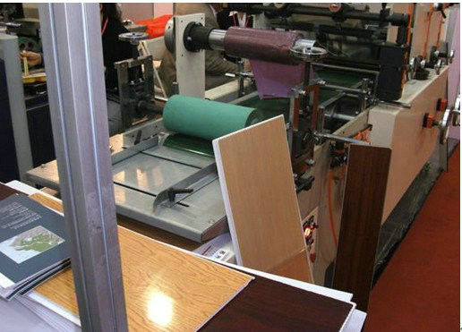 İyi bir fiyat. Duvar Paneli için Konik Çift Vidalı Ahşap Plastik Kompozit Ekstrüzyon Makine çevrimiçi