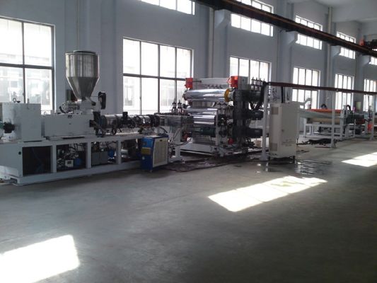 İyi bir fiyat. PVC PP PE Kurulu Çift Vidalı Ekstruder, Otomatik Plastik Ekstruder çevrimiçi