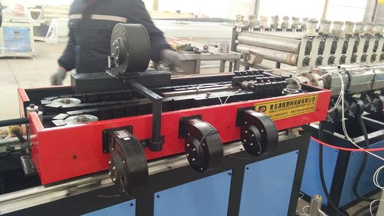 Çift Vidalı Oluklu Boru Ekstrüzyon Makinesi 60kg/H 10m/Dk