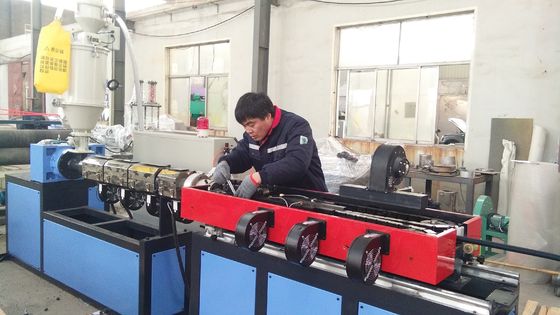 İyi bir fiyat. PP PE Tek Duvar Oluklu Boru Boru Ekstrüzyon Hattı Yüksek Sıcaklığa Dayanıklı çevrimiçi