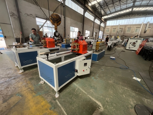 PPR PS Plastik Boru Ekstrüzyon Hattı Plastik Boru Ekstrüzyon Makinesi 400kg/H