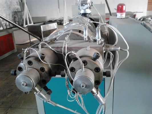 İyi bir fiyat. PVC Çift Vidalı Plastik Boru Ekstrüzyon Hattı, Boru Ekstruder Makinesi çevrimiçi