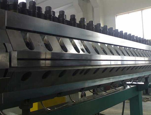 İyi bir fiyat. Galeri ve Fıçı Tahtası için PVC Dalgalı Plaka Plastik Ekstrüzyon Makine çevrimiçi