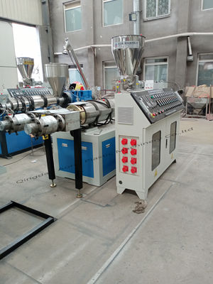 50-200mm Pvc boru çıkartma hattı özelleştirilebilir toplam güç iki vida numarası
