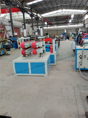 PVC iki boşluklu boru ekstrüzyon hattı 12 - 63mm Çift çıkış boru yapma makinesi