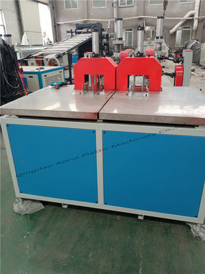 Yay Stili 90mm PVC Boru Ekstrüzyon Makine 200kg / H 6m / Min