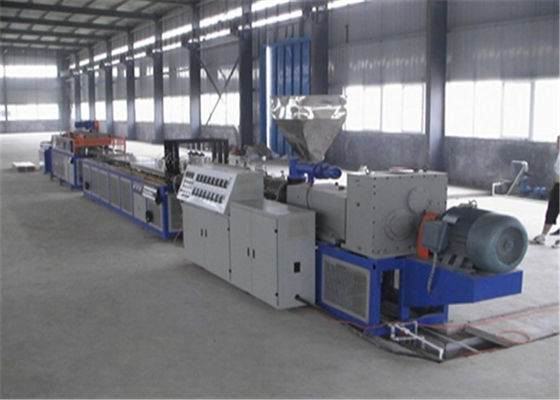 İyi bir fiyat. Mobilya PVC Köpük Kurulu Makinesi, Plastik Kabuk Köpüklü Kurulu Makinesi çevrimiçi
