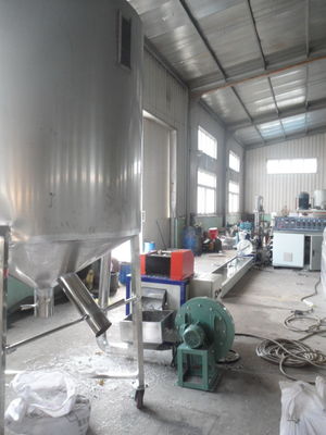 İyi bir fiyat. Die Yüz Gevreği Plastik Granül Tek Vidalı Ekstruder / Su Halkası Pelet Makinesi çevrimiçi