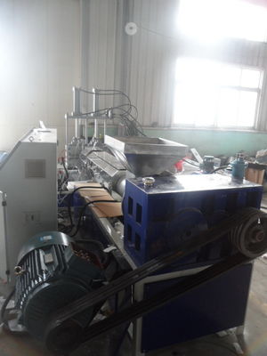 İyi bir fiyat. Anne / Biberon Gevreği Geri Dönüşümlü Pelet Plastik Ekstrüzyon Makine, Granül Hattı çevrimiçi