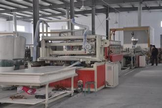 İyi bir fiyat. Kabine için Çift Konik Vidalı WPC Köpük Kurulu Makinesi Profesyonel çevrimiçi